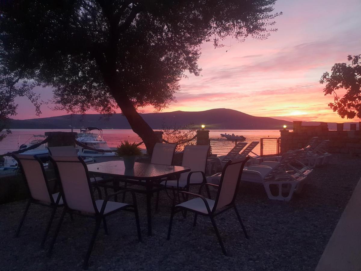 B&B Tivat - Beach Apartments - Bed and Breakfast Tivat