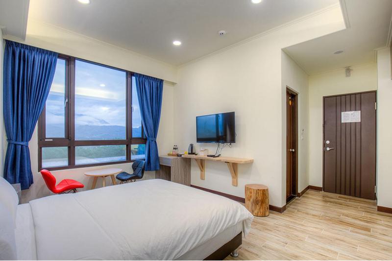 Double Room with Mountain View