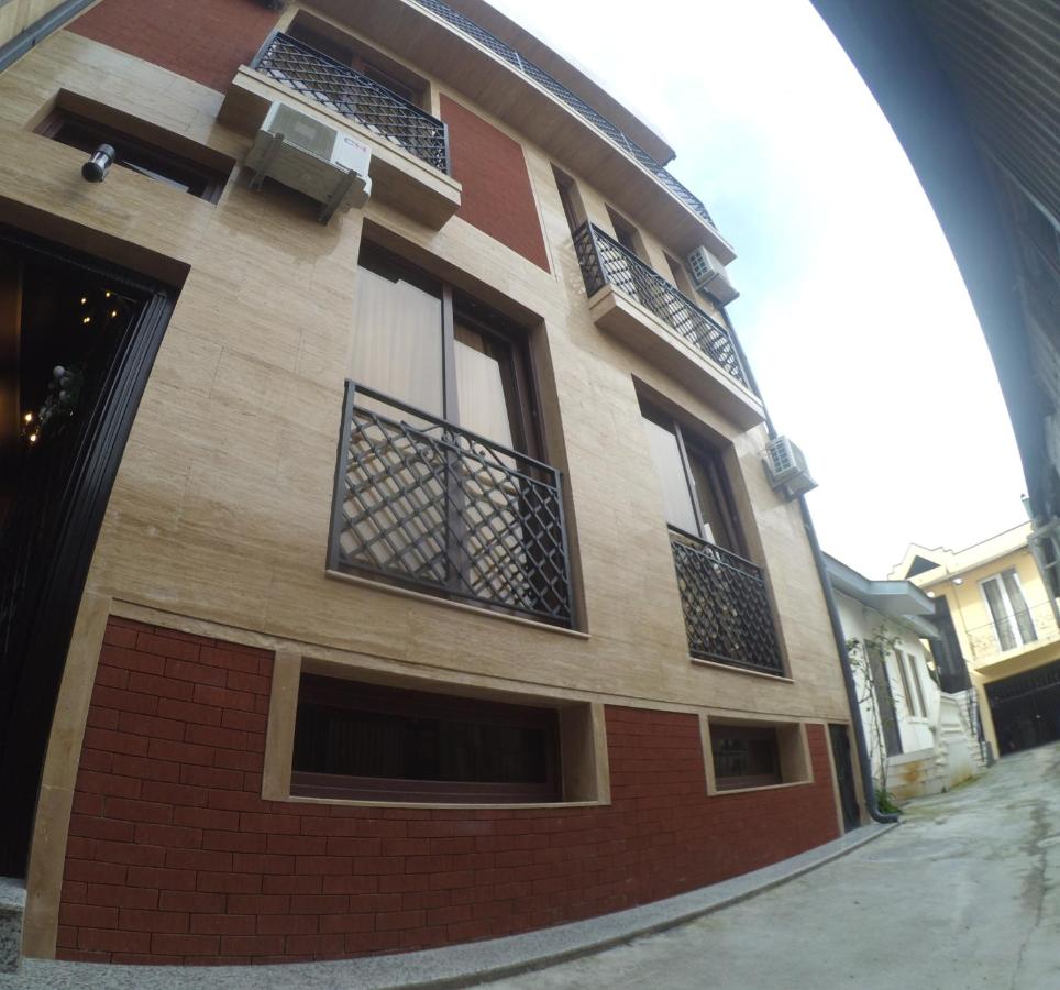Piazza Batumi Guesthouse - Ferienwohnung Batumi