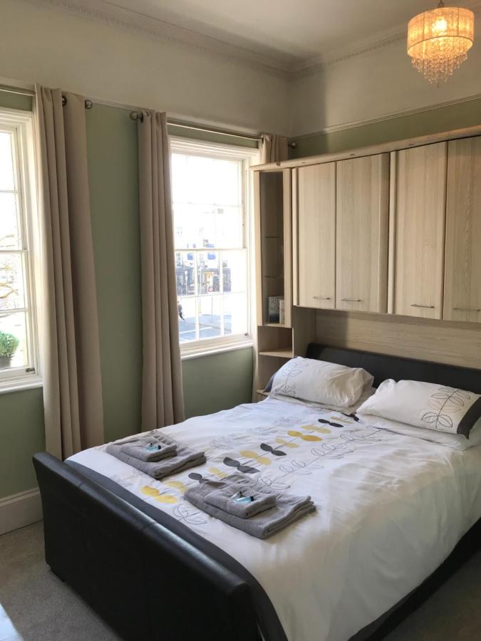 Kamer met Kingsize Bed