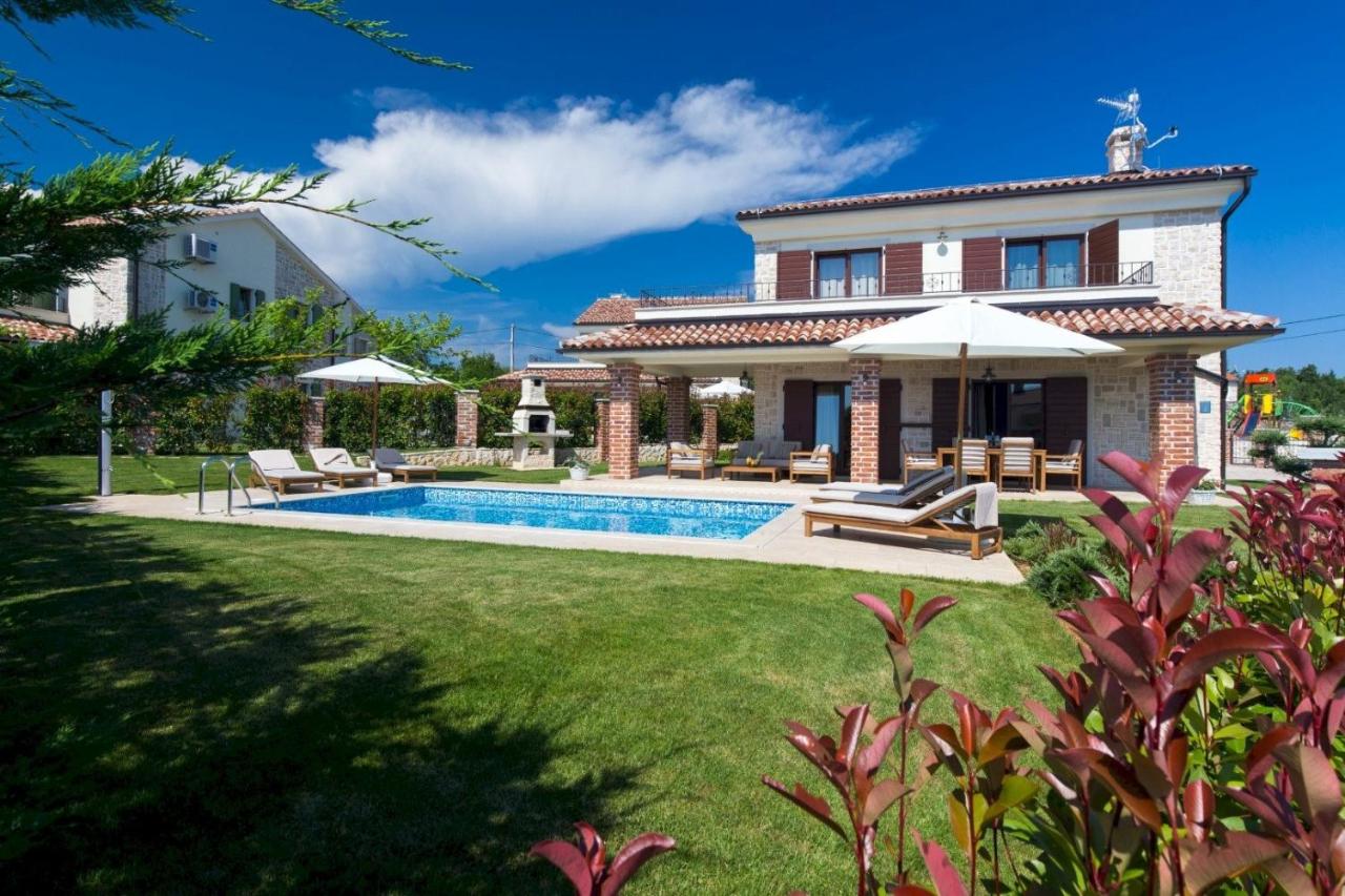 DeLuxe Villa Vizija - B&B Kras