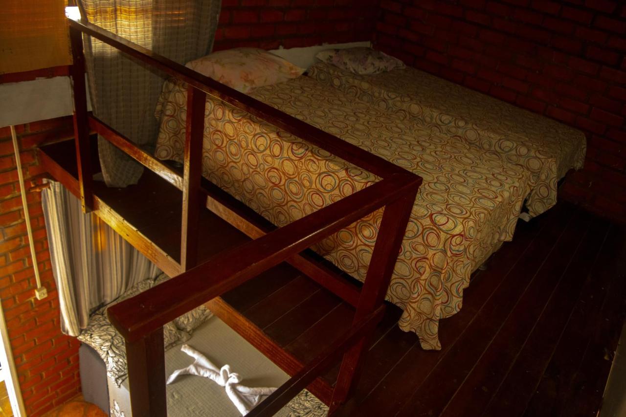 Pousada Vitória do Lopes - Bed and Breakfast