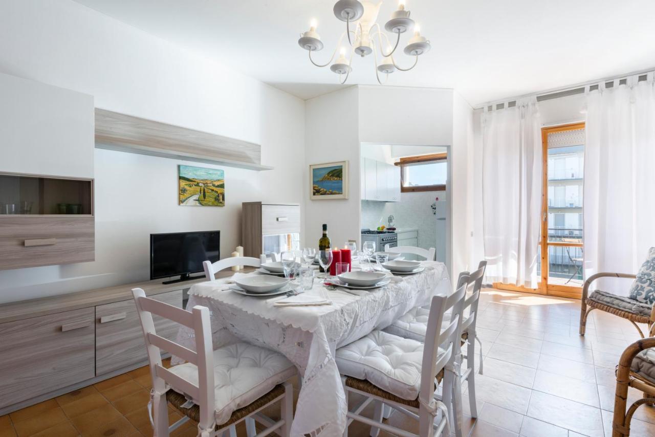 Appartamento Clara 11 - Ferienwohnung Follonica
