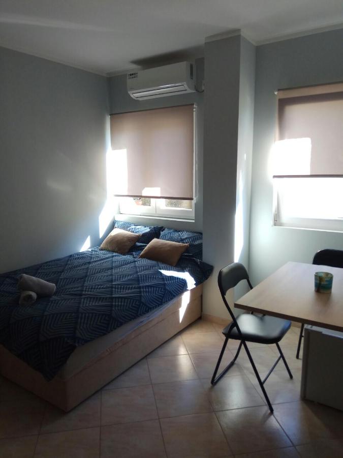 Apartment with Garden View