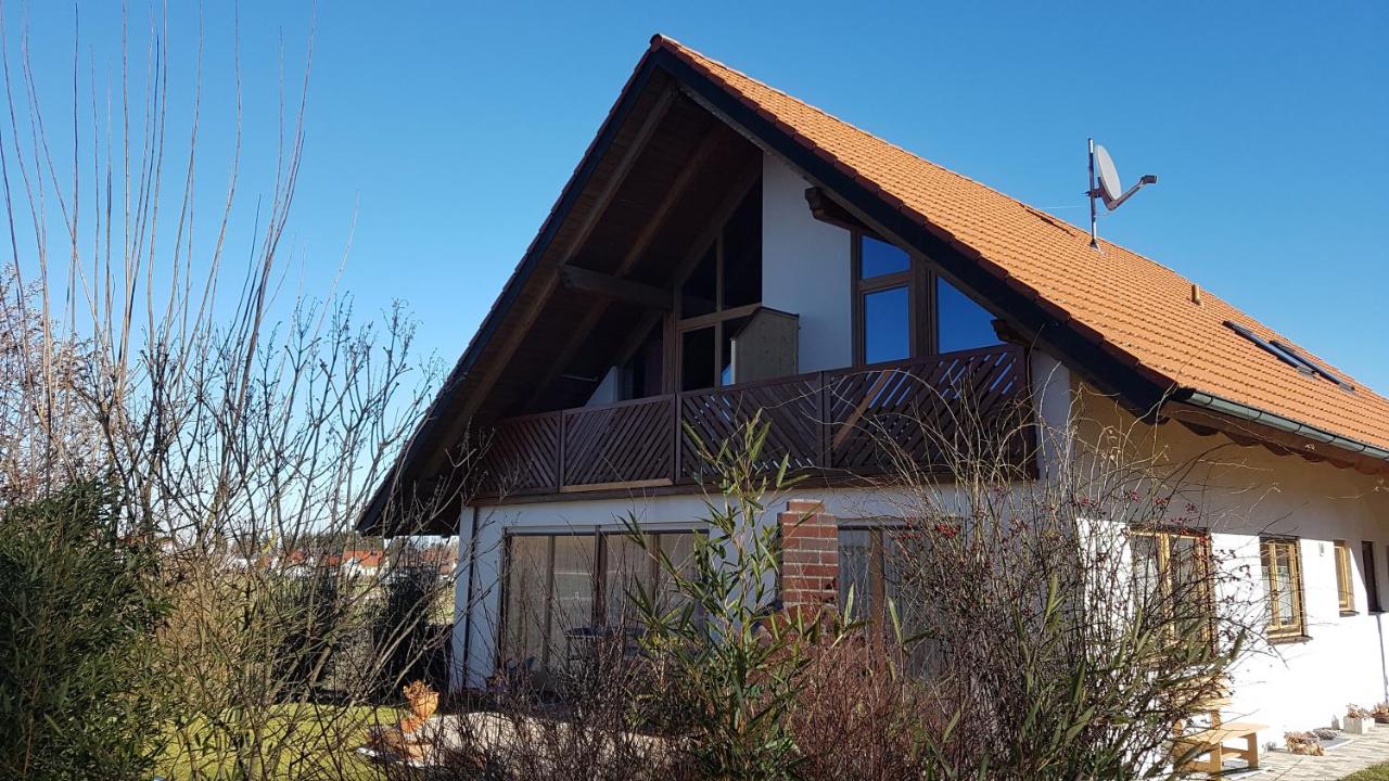 Ruhige Wohnung bei München, Fürstenfeldbruck, Dachau - B&B