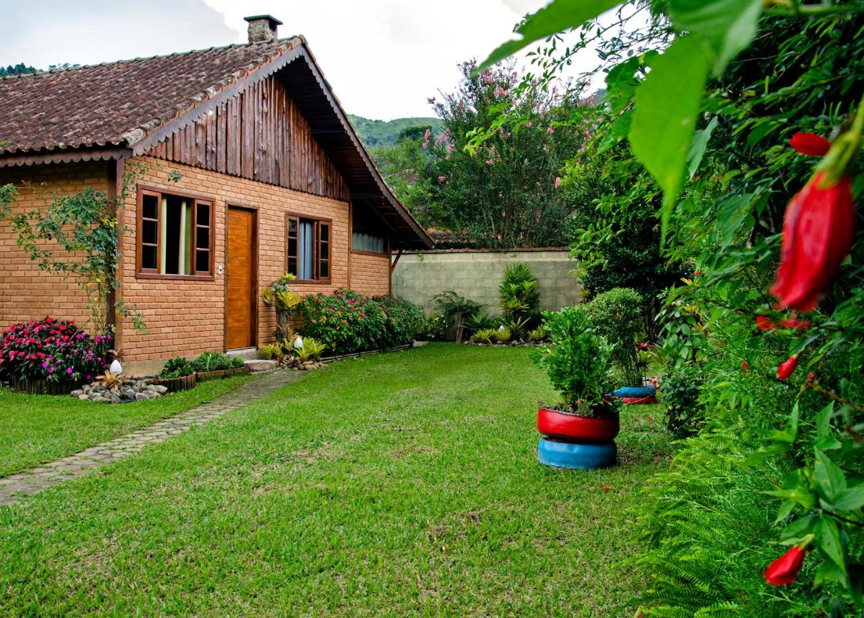 Chalet with Hot Tub (2 Adults)