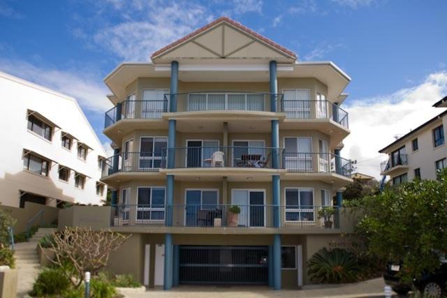 B&B Noosa Heads - Pacific Waves Apartments - Bed and Breakfast Noosa Heads