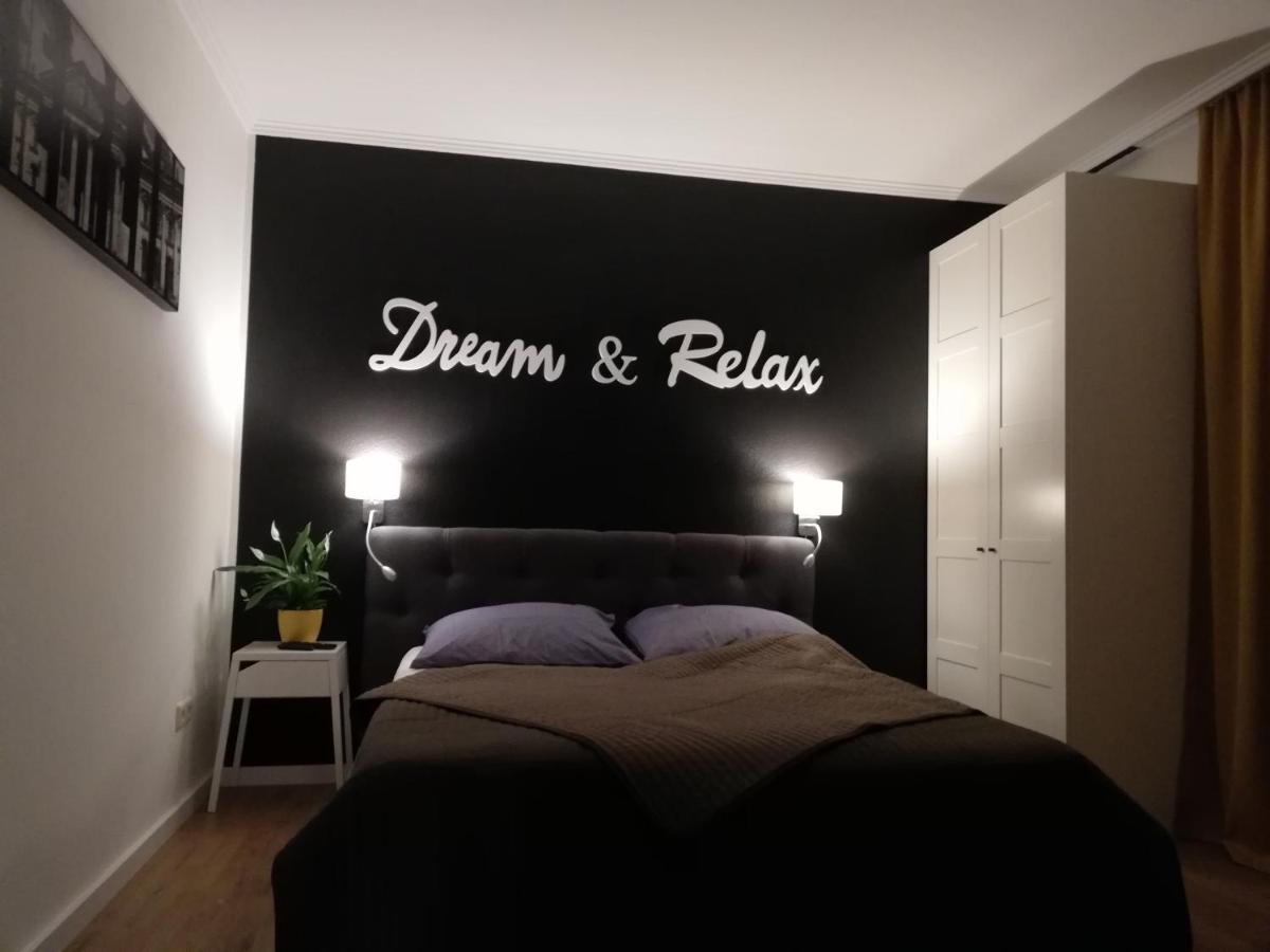 Dream & Relax Apartment's Messe - B&B Norimberga