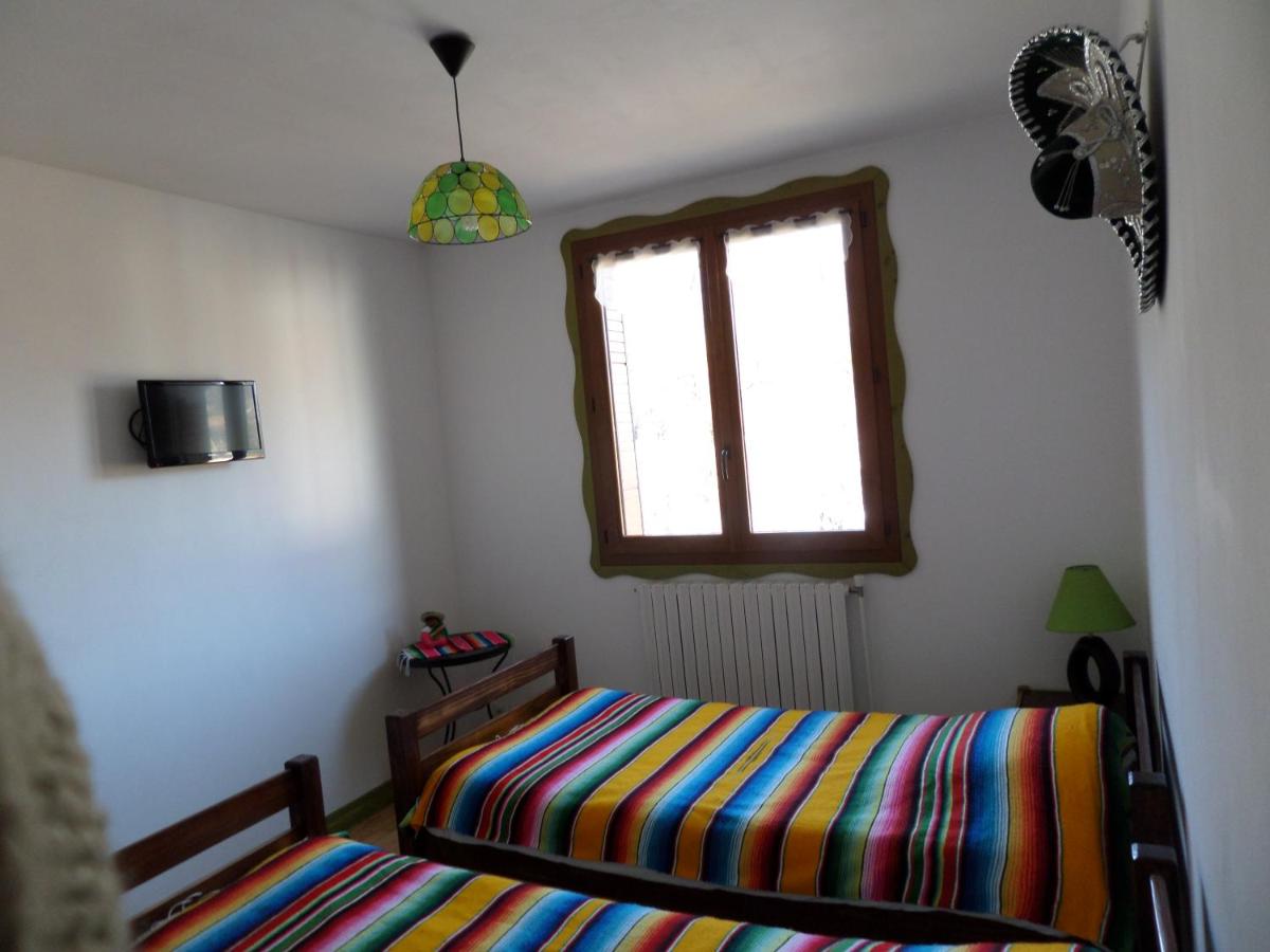 Double or Twin Room with Mountain View