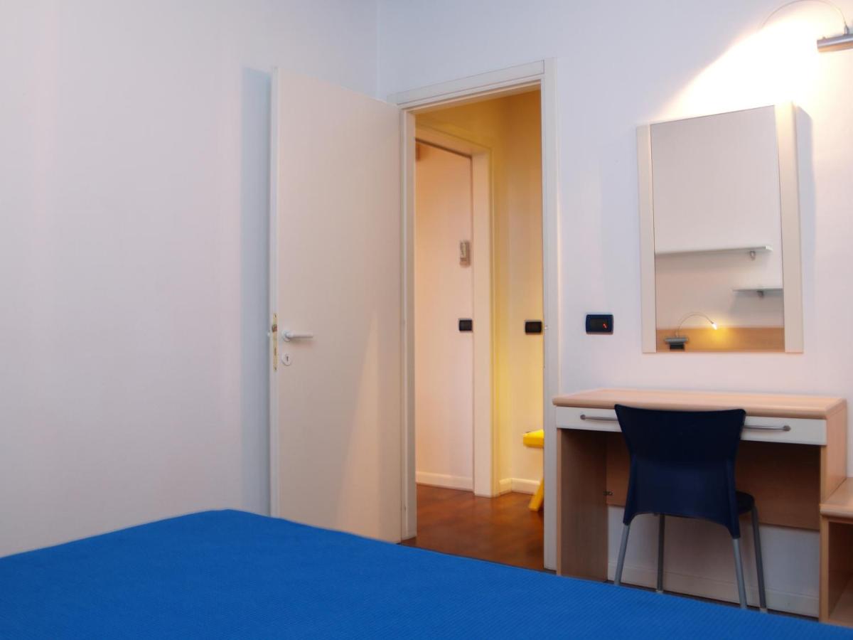 Standard One-Bedroom Apartment with Balcony