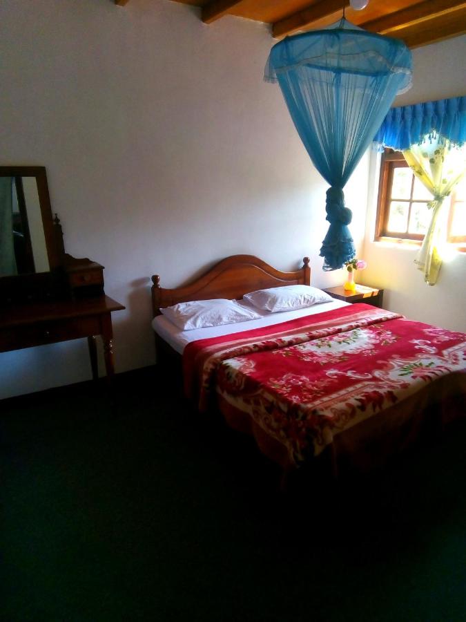 Double Room with Private External Bathroom