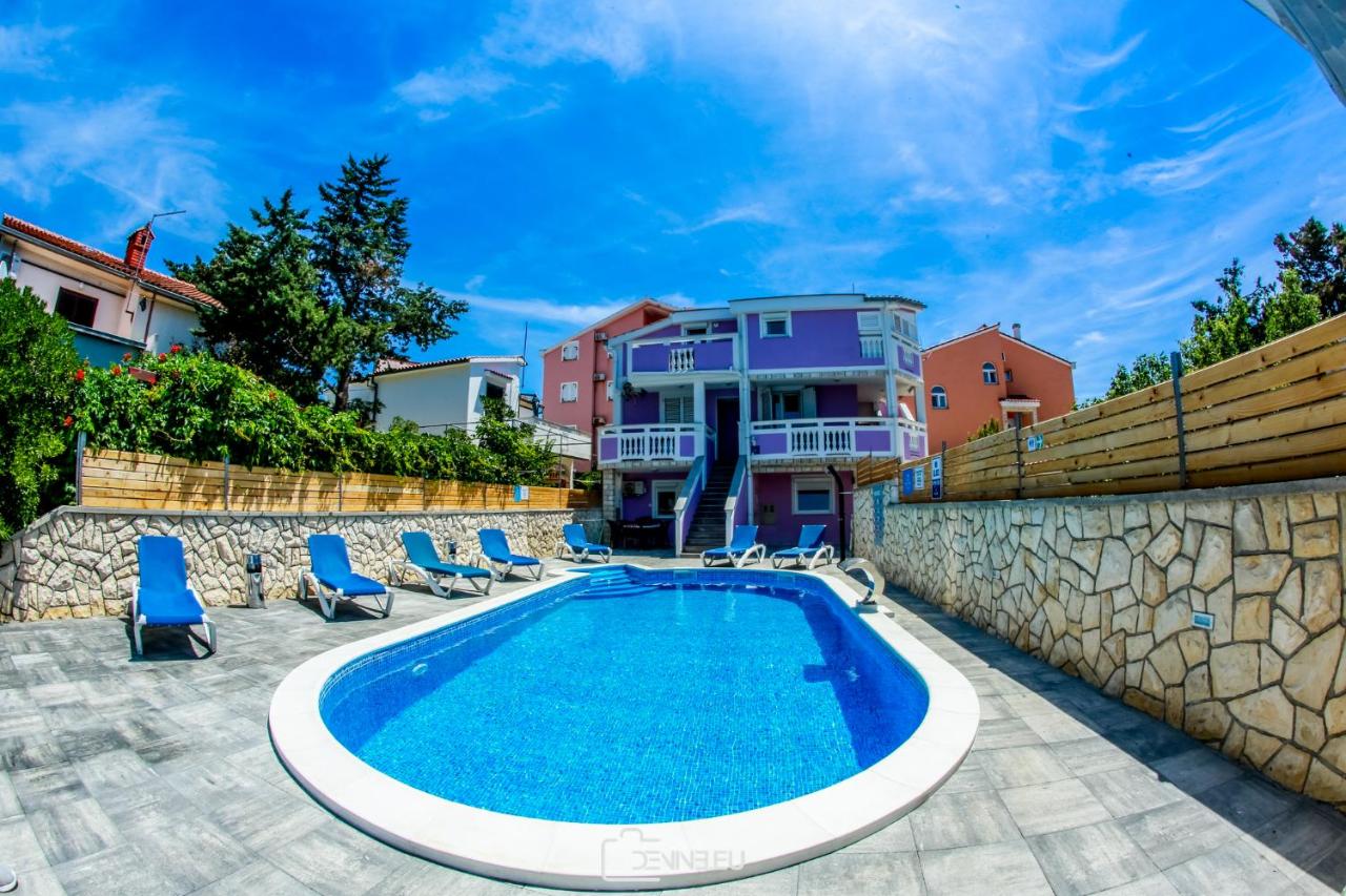 Ari Superior Apartments - Ferienwohnung