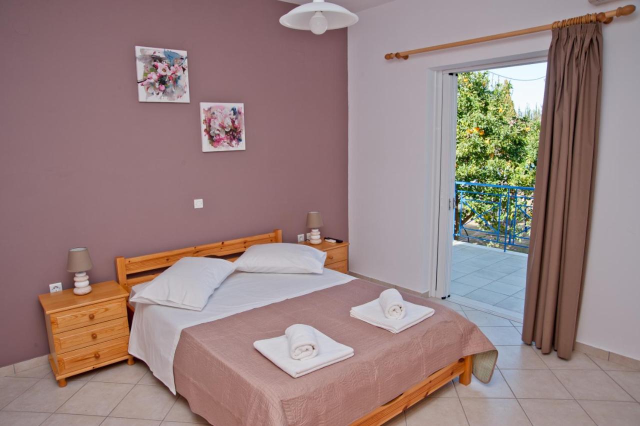 Deluxe Two-Bedroom Apartment with Sea View - Ground Floor	