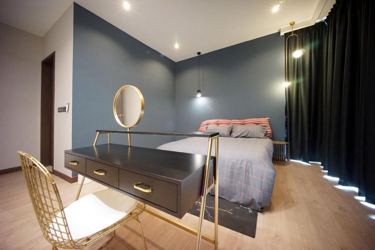 Appartamento con 3 Camere da Letto