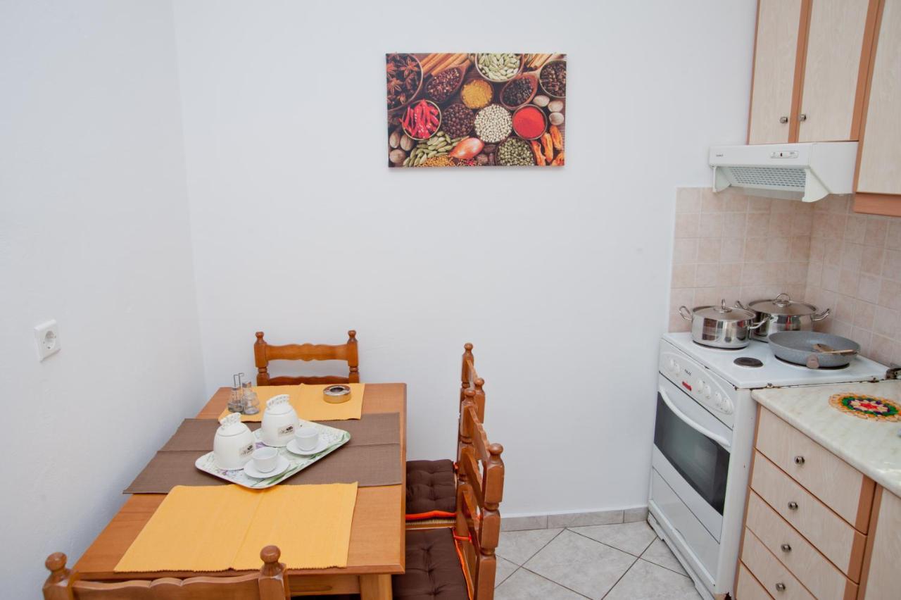Deluxe Two-Bedroom Apartment with Sea View - Ground Floor