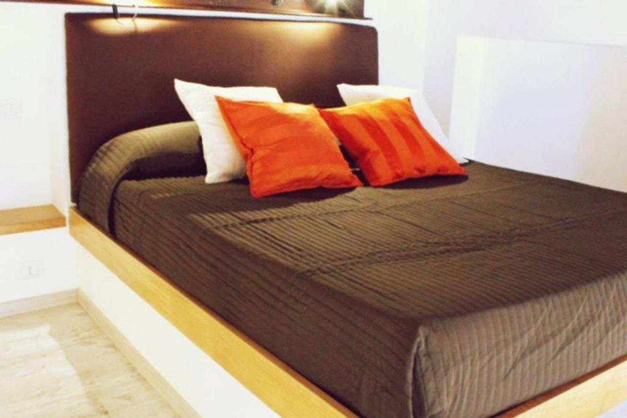 Studio - Split Level