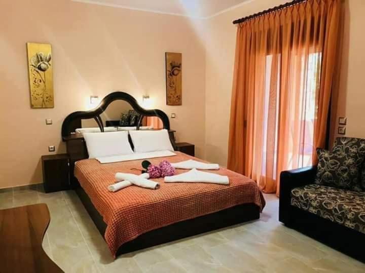 Triple Room with Balcony