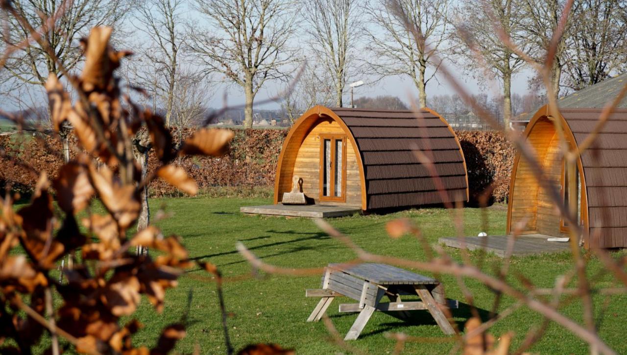 Tweepersoonskamer met 2 Aparte Bedden
