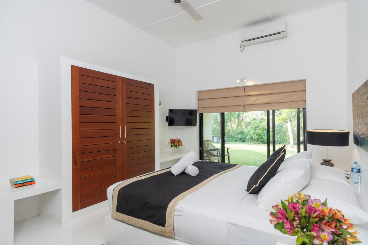 King Room with Garden View
