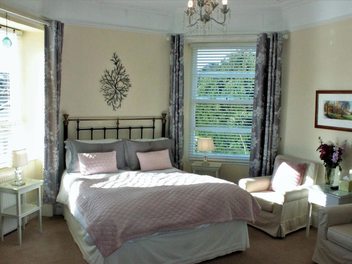 King Room with Garden View