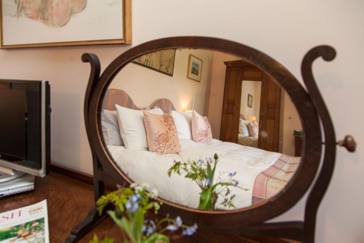 Double or Twin Room with Private External Bathroom