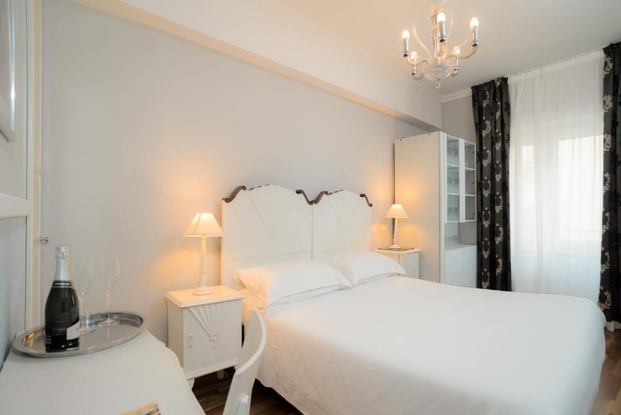 Basic Triple Room