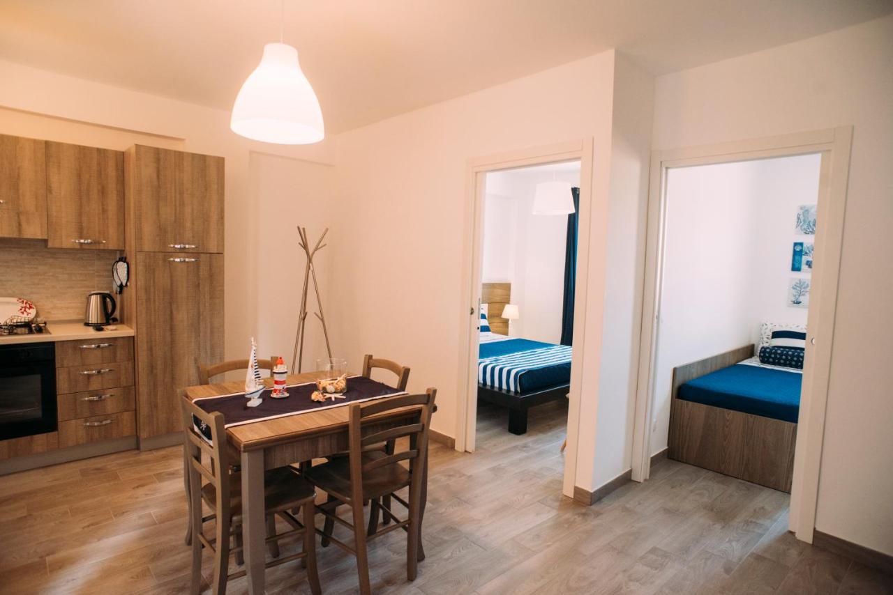 Apartment mit Balkon