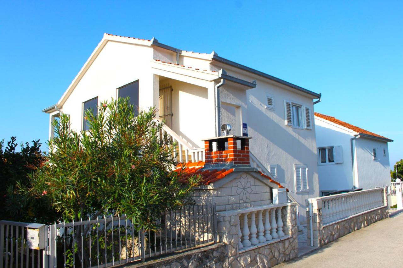 Apartments Jajcevic - Chambres d'hôtes Trogir