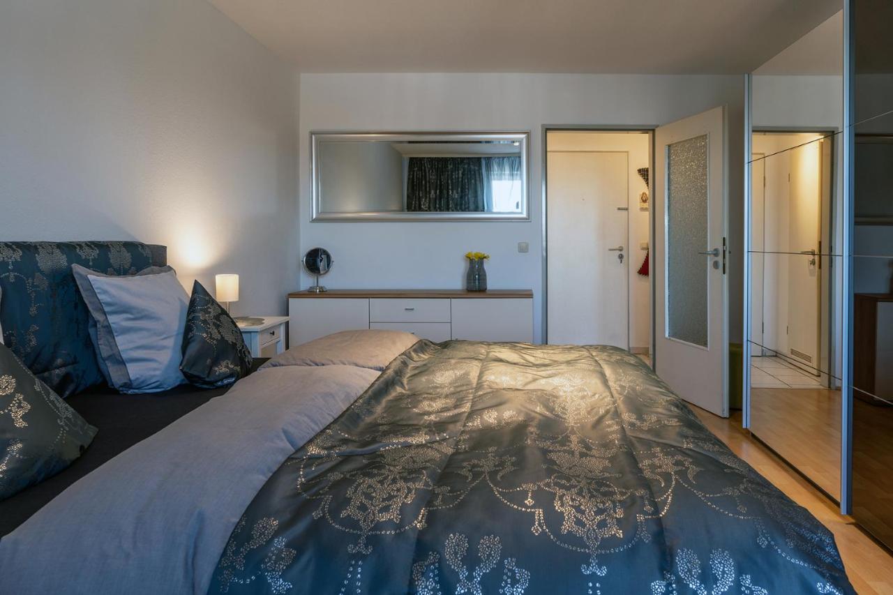 2 Wildpferdehut - B&B Essen