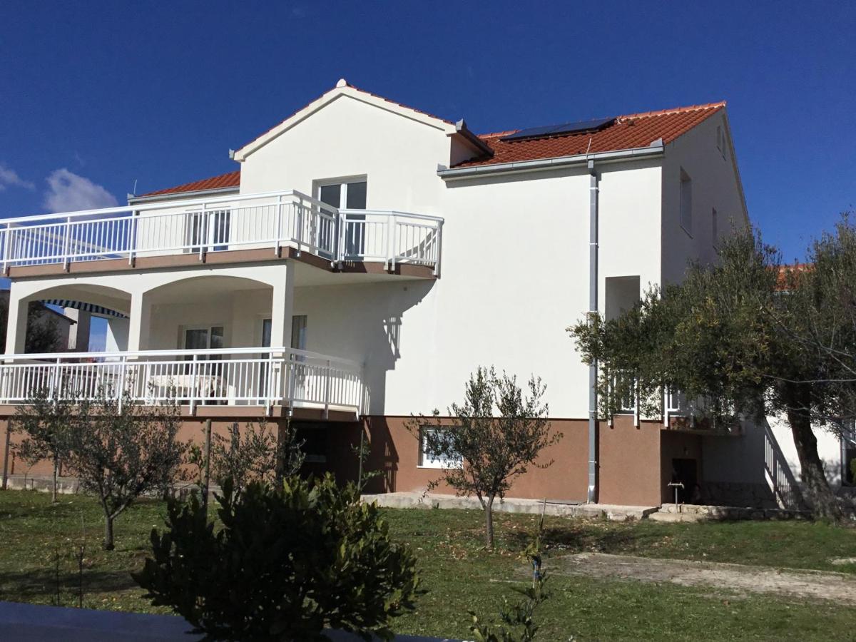 Apartments Villa Sophia - B&B Trogir