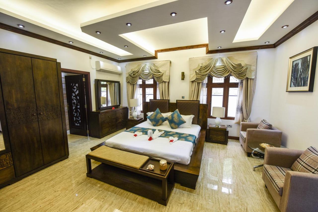 Standard King Room