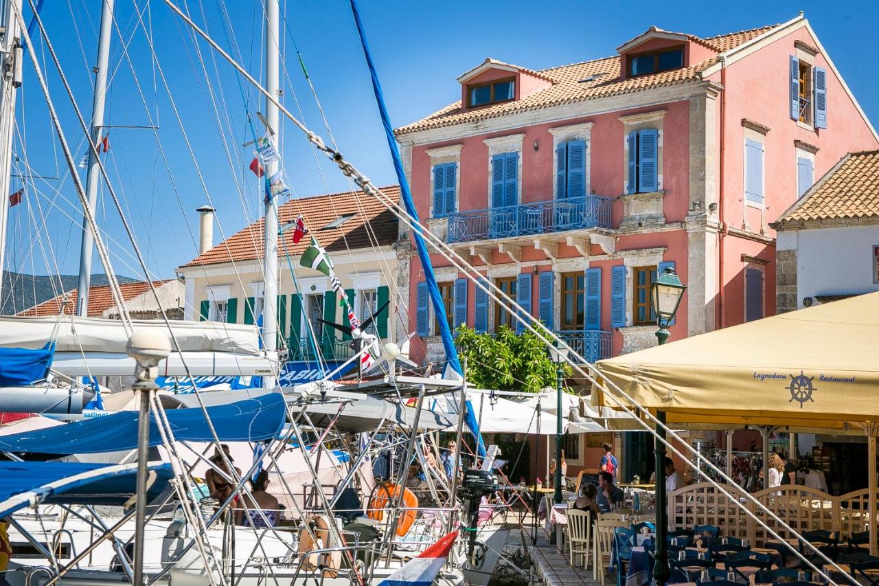 Authentic Suites in Fiscardo (Archontiko) - B&B