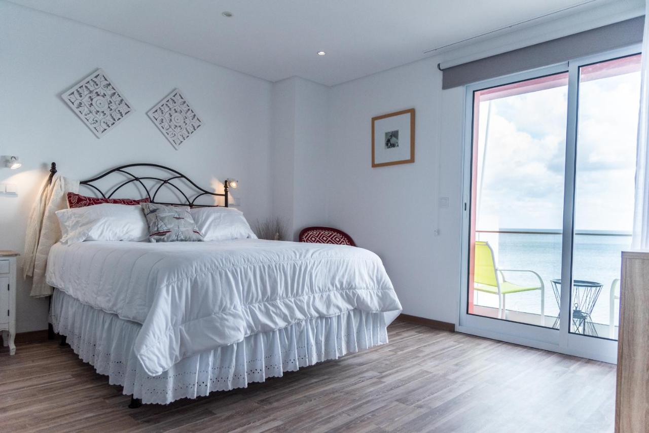 Habitación Doble Deluxe con balcón y vistas al mar