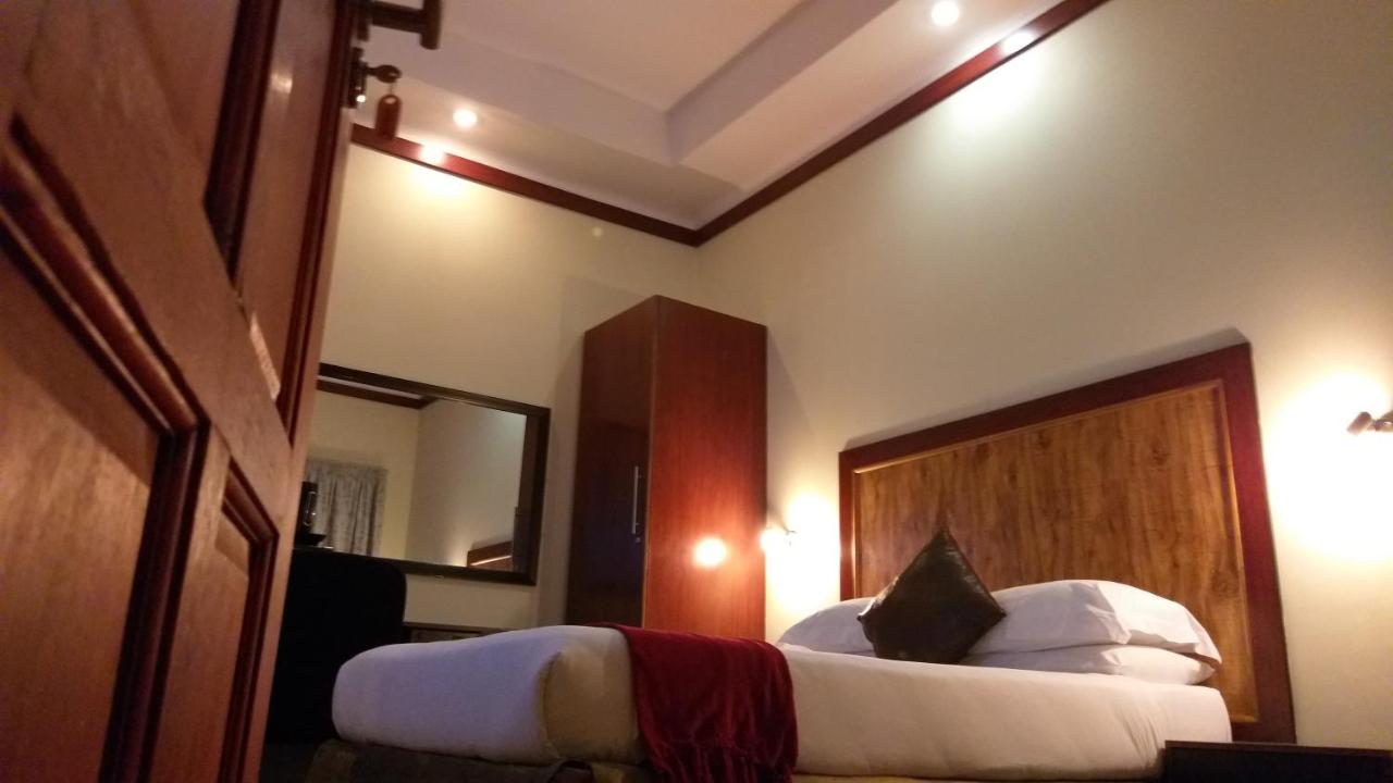 Road Stay - B&B Maseru