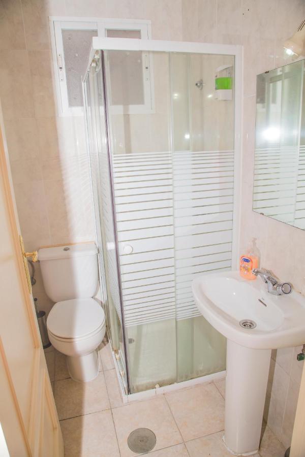 Camera Singola Basic con Bagno in Comune