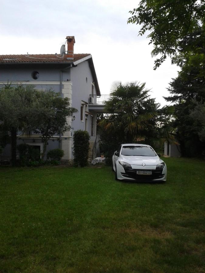 Apartments Miri - Bed and Breakfast Zambratija