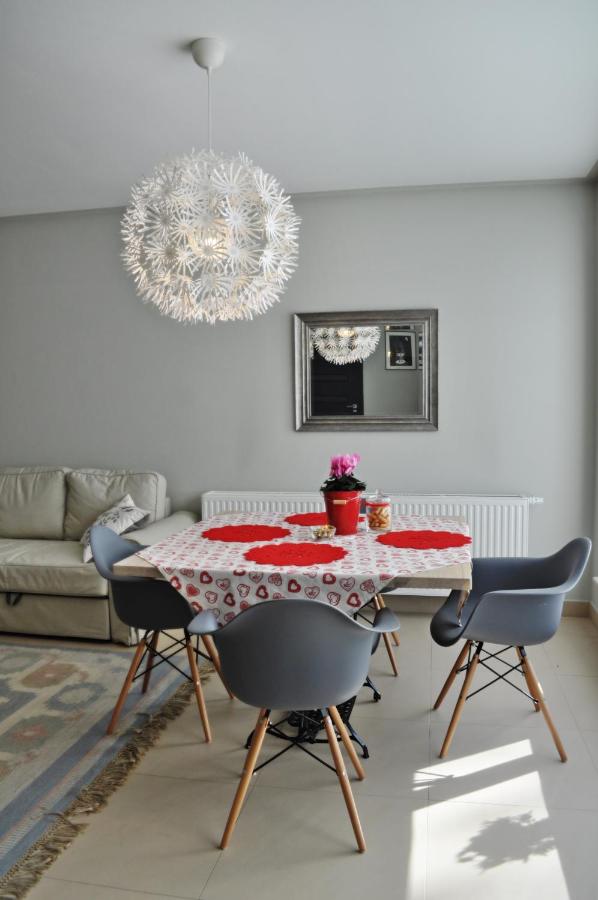 Apartment (2)