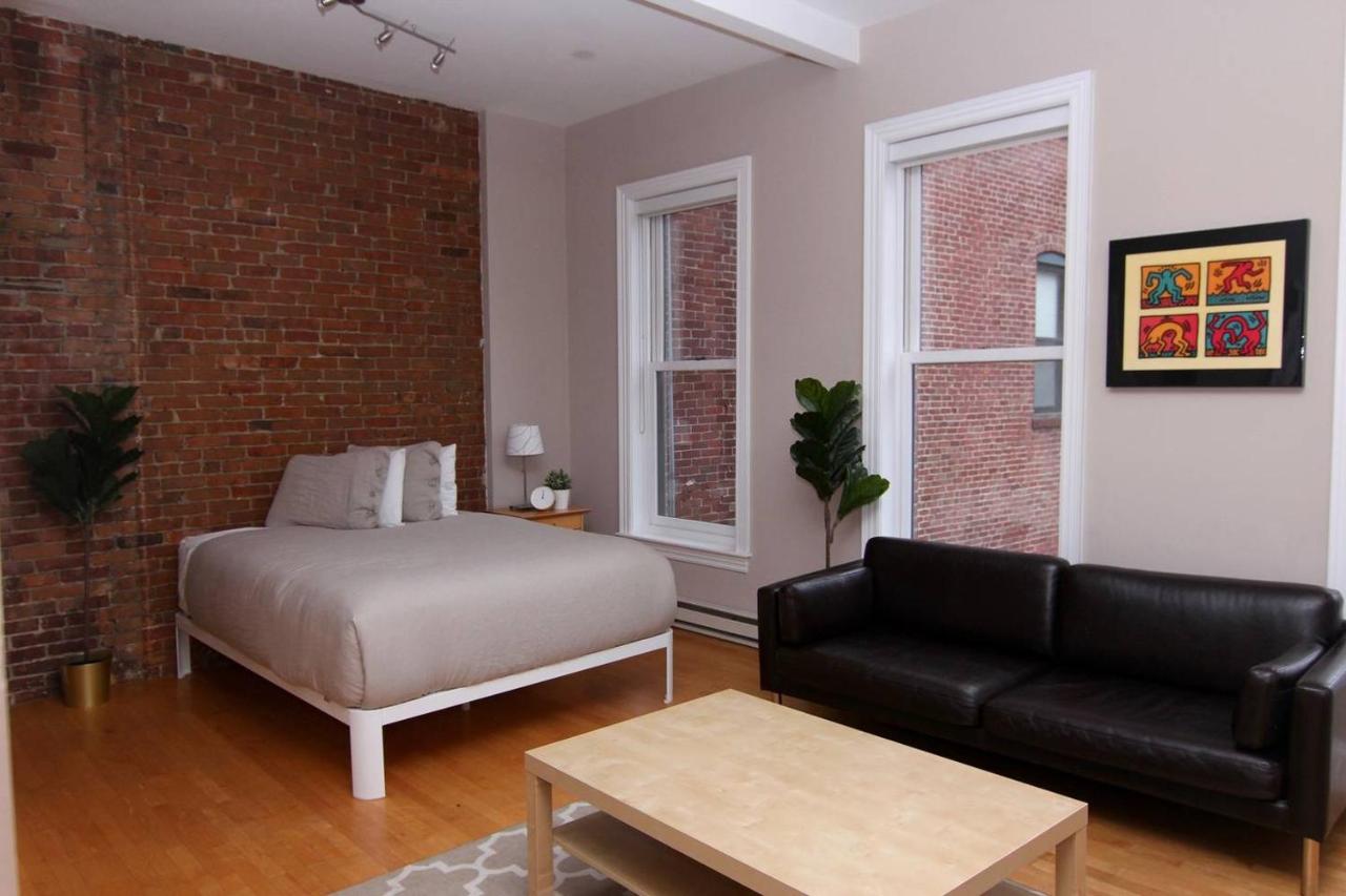 B&B Boston - Stylish Downtown Studio in the South End, #8 - Bed and Breakfast Boston