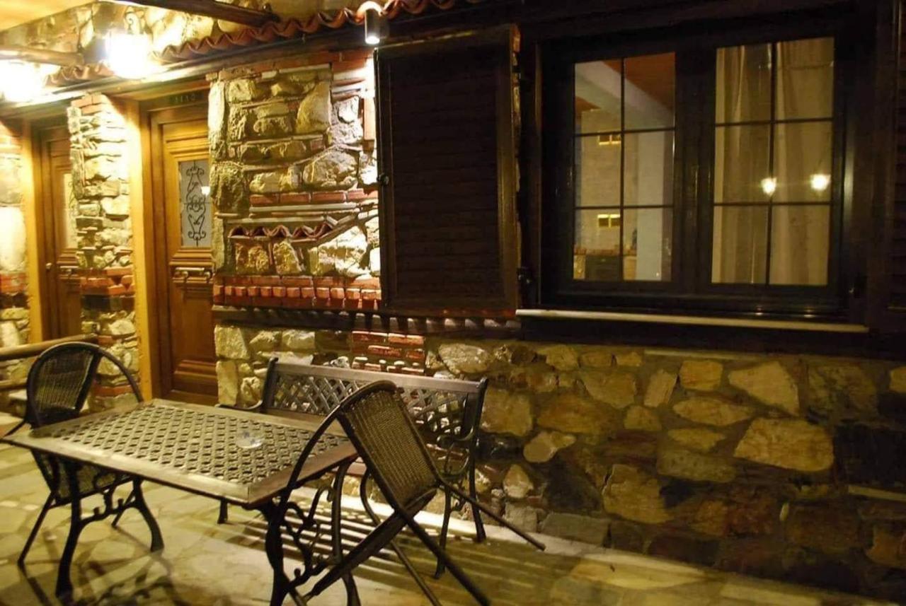 Tzivaeri - B&B