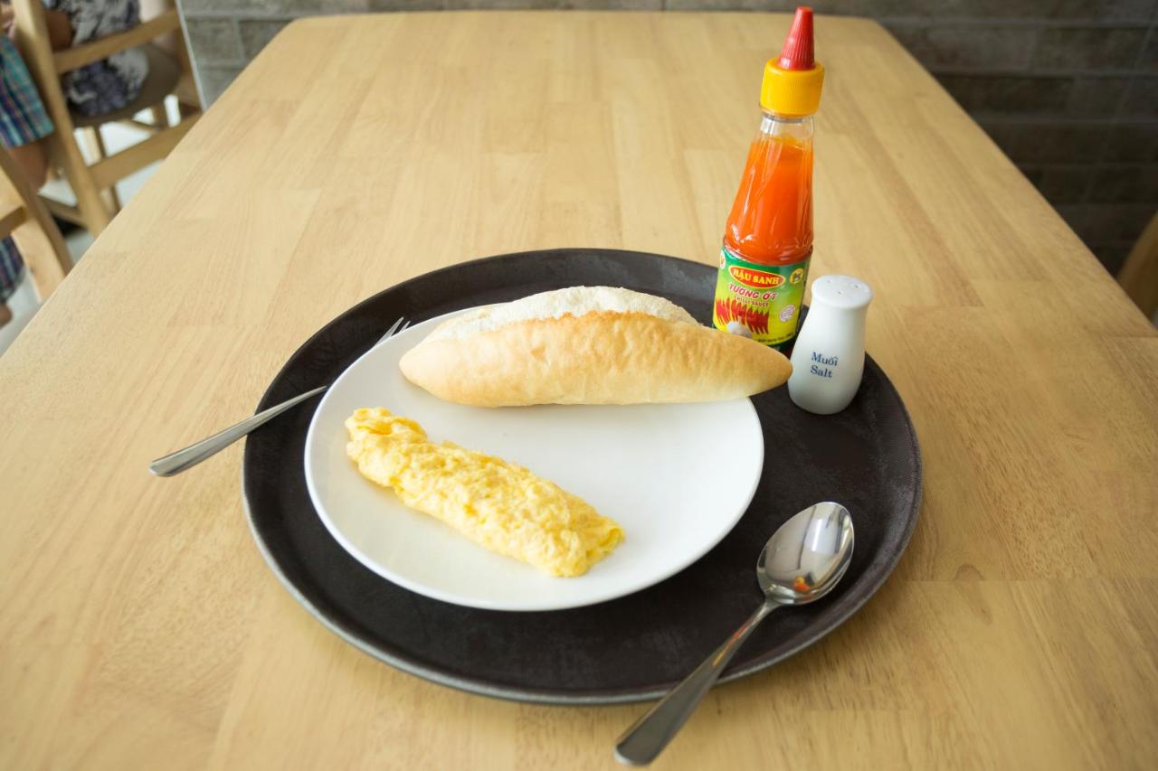 Luna Rossa Villa - B&B Hoi An