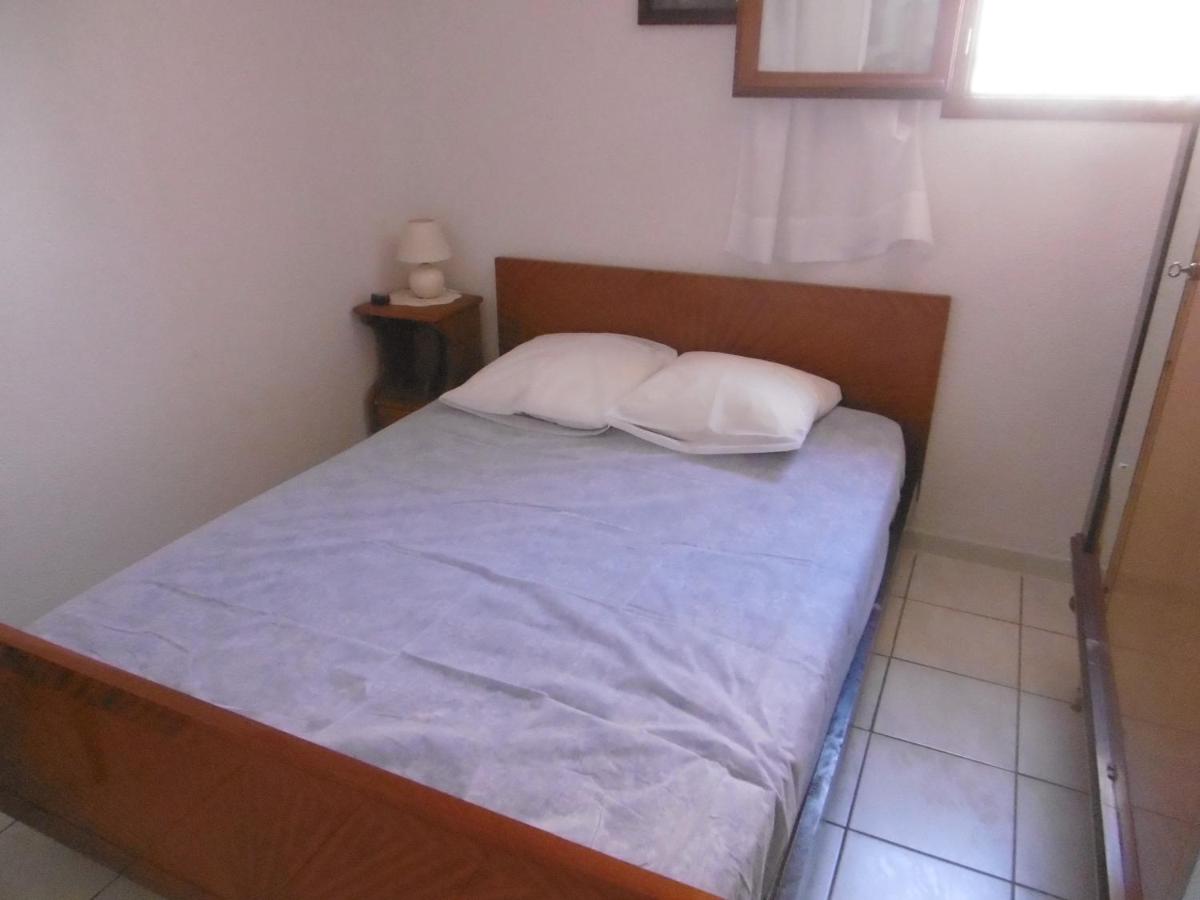 HOLIDAYLAND Le Mas de la Clape villa 6 couchages climatisée - B&B Narbonne-Plage