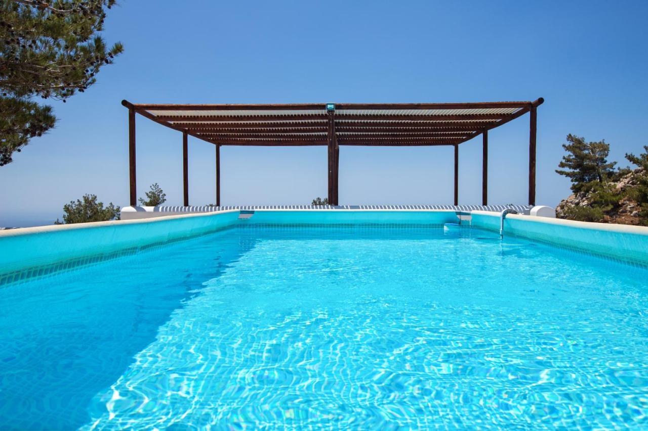 B&B Anatoli - Villa M - Villa with private pool and yard - Bed and Breakfast Anatoli