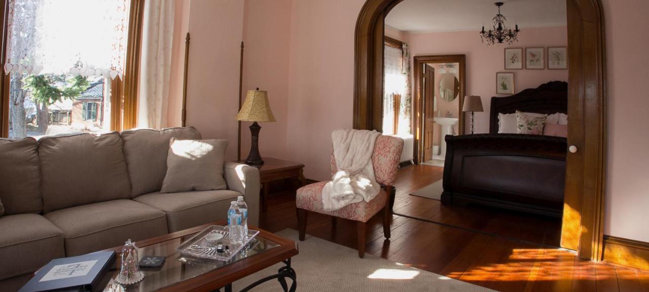 Superior King Suite