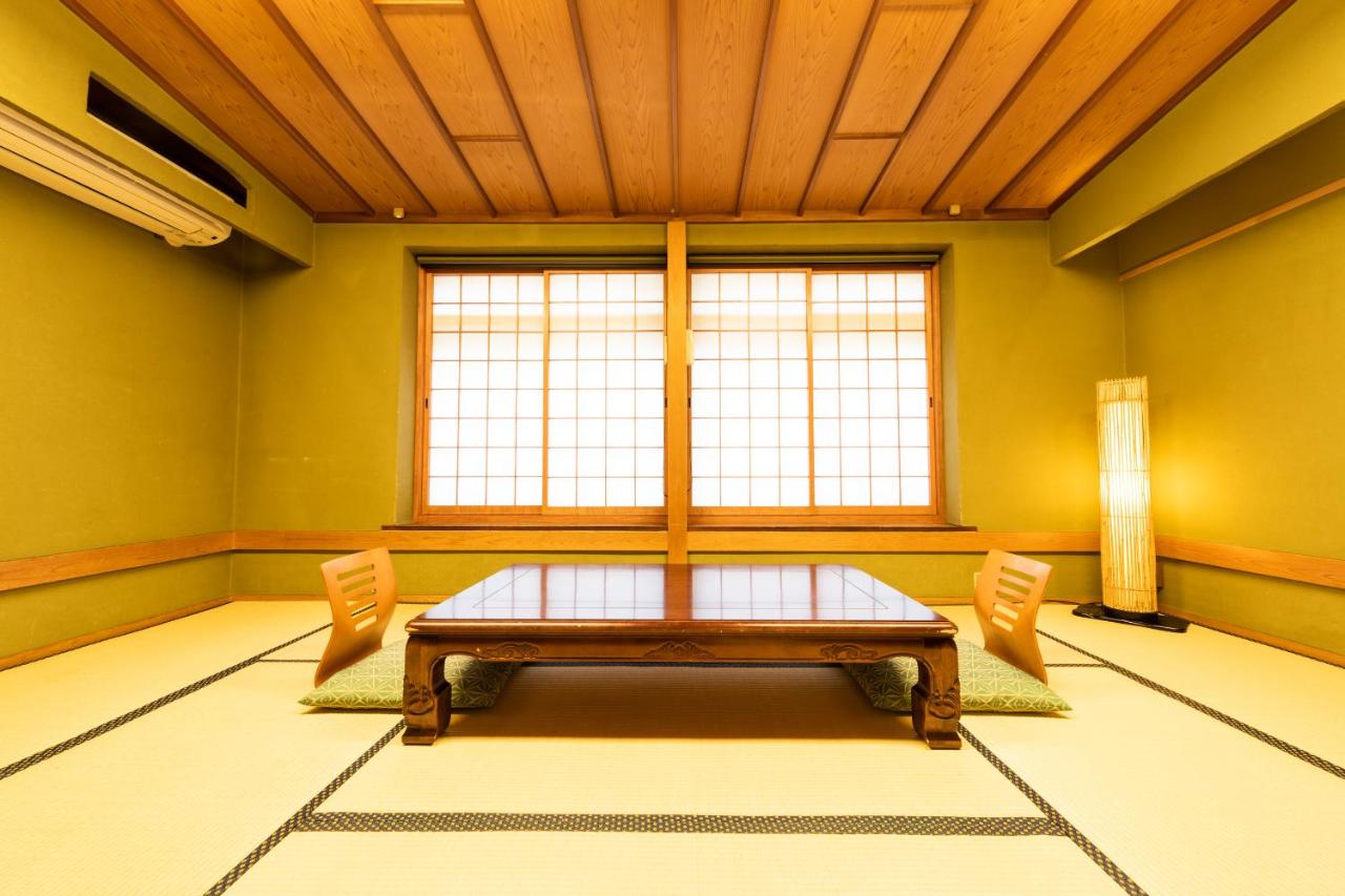 Japanese-Style Standard Family Room without Bathroom