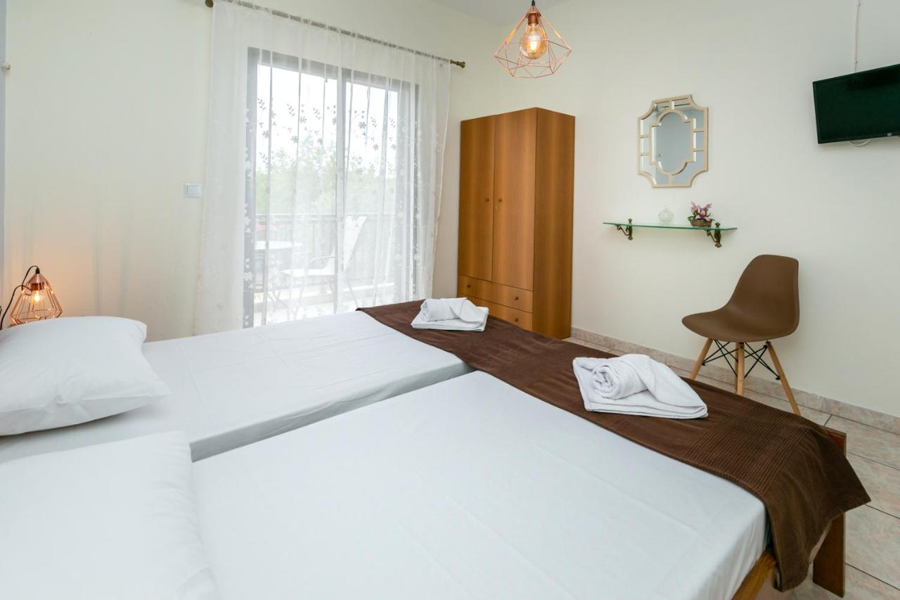 Studios Evis - B&B Potós