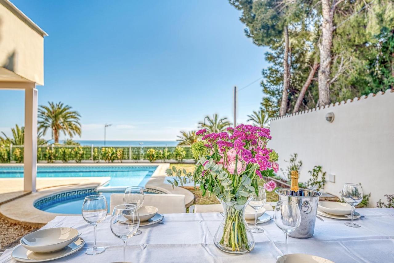 B&B Alcocéber - Preciosa villa con piscina, jardín y vistas al mar WIFI - Bed and Breakfast Alcocéber