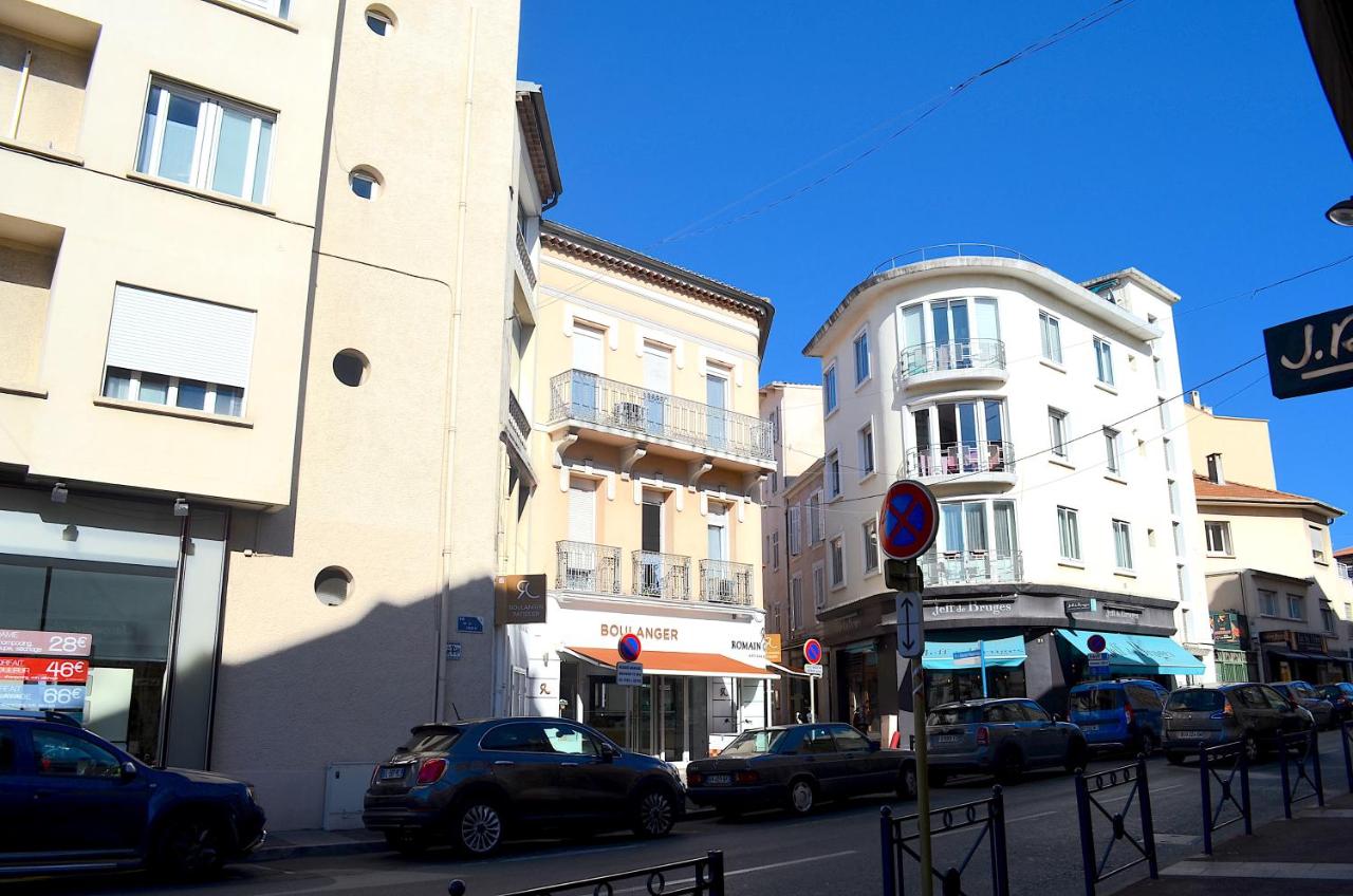 Studio Liberté Plein Centre - B&B Saint-Raphaël