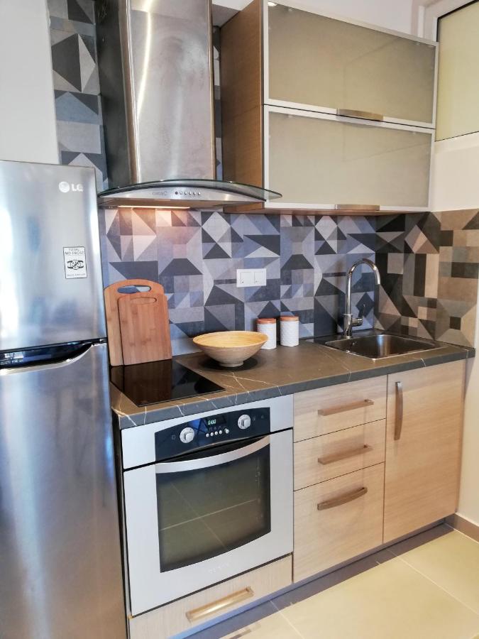 Suite White Gea with Private Pool and Stunning Sea View