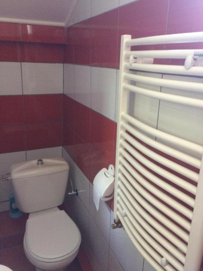 Vierpersoonskamer met Eigen Badkamer