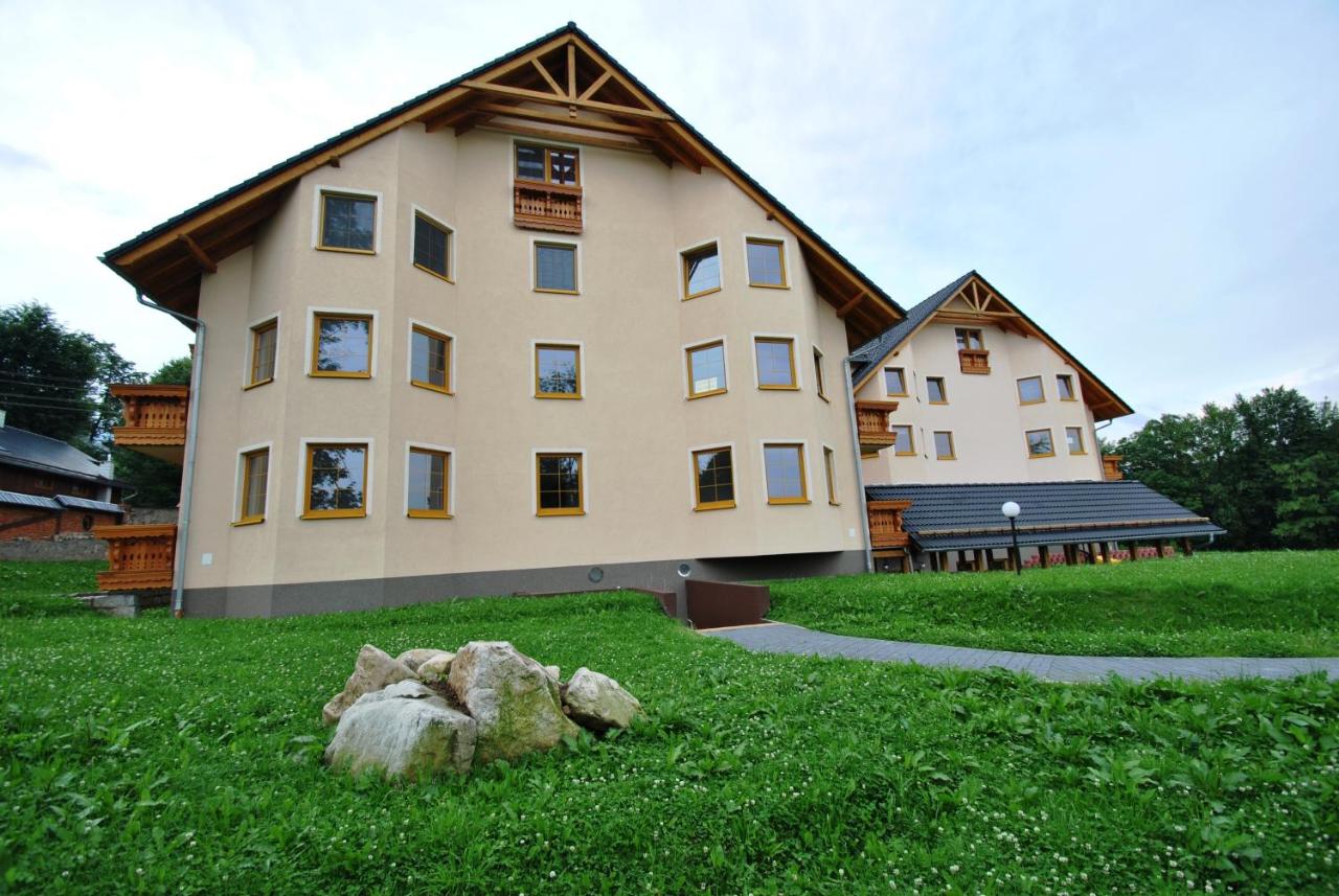 Nowoczesne Apartamenty Sun Seasons 24 w Karpaczu z Parkingiem by Noclegi Renters - B&B Karpacz
